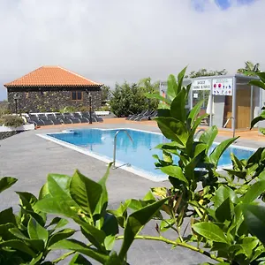 Dulce Valle And Appartement